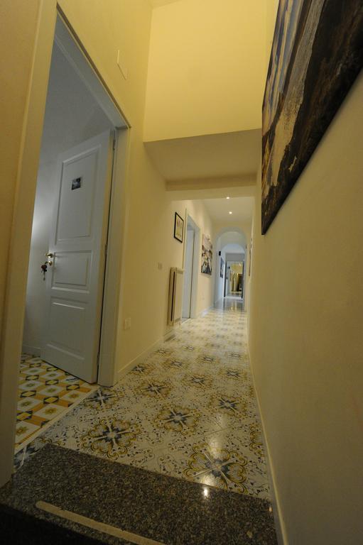 L'Infinito Bed & Breakfast ซาแลร์โน ภายนอก รูปภาพ