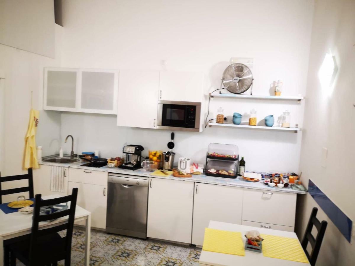 L'Infinito Bed & Breakfast ซาแลร์โน ภายนอก รูปภาพ
